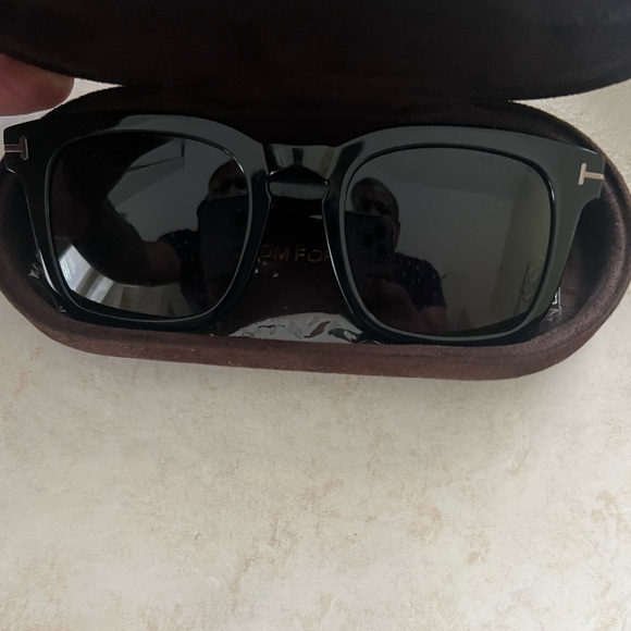 Tom Ford Sunglasses (Unisex) - Picture 1 of 7